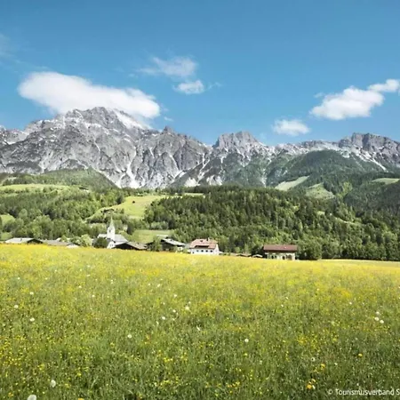 In Near Slopes, Cleaning Included Apartment Saalfelden