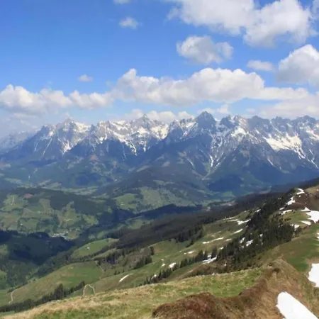 In Near Slopes, Cleaning Included Apartment Saalfelden